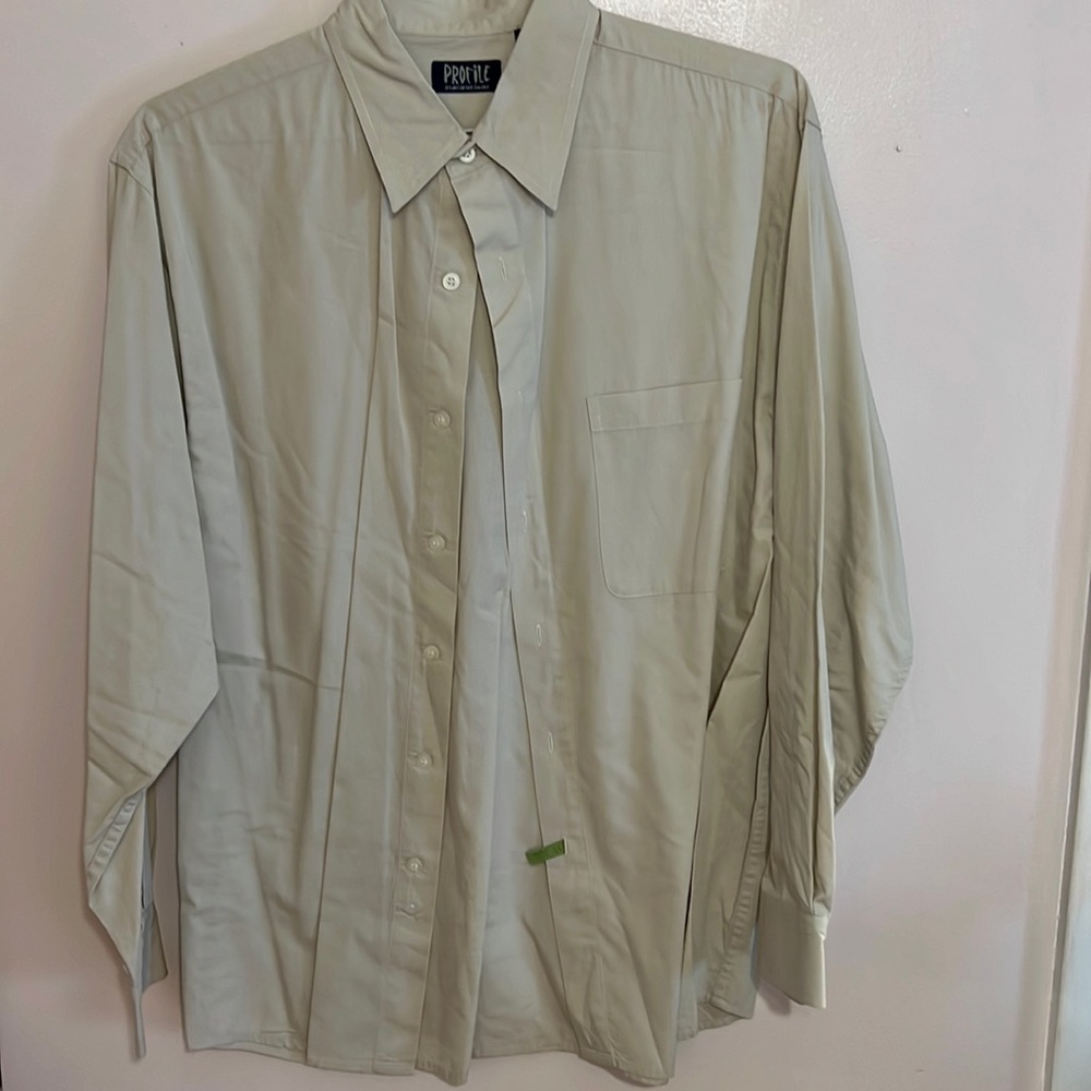 Men's Collared Button Down Shirt